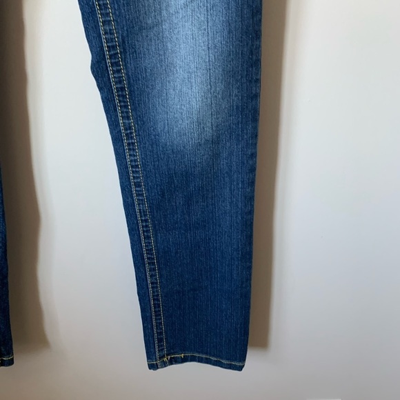 True Religion Lace up fly  Jeans - Size 28 - Picture 8 of 15